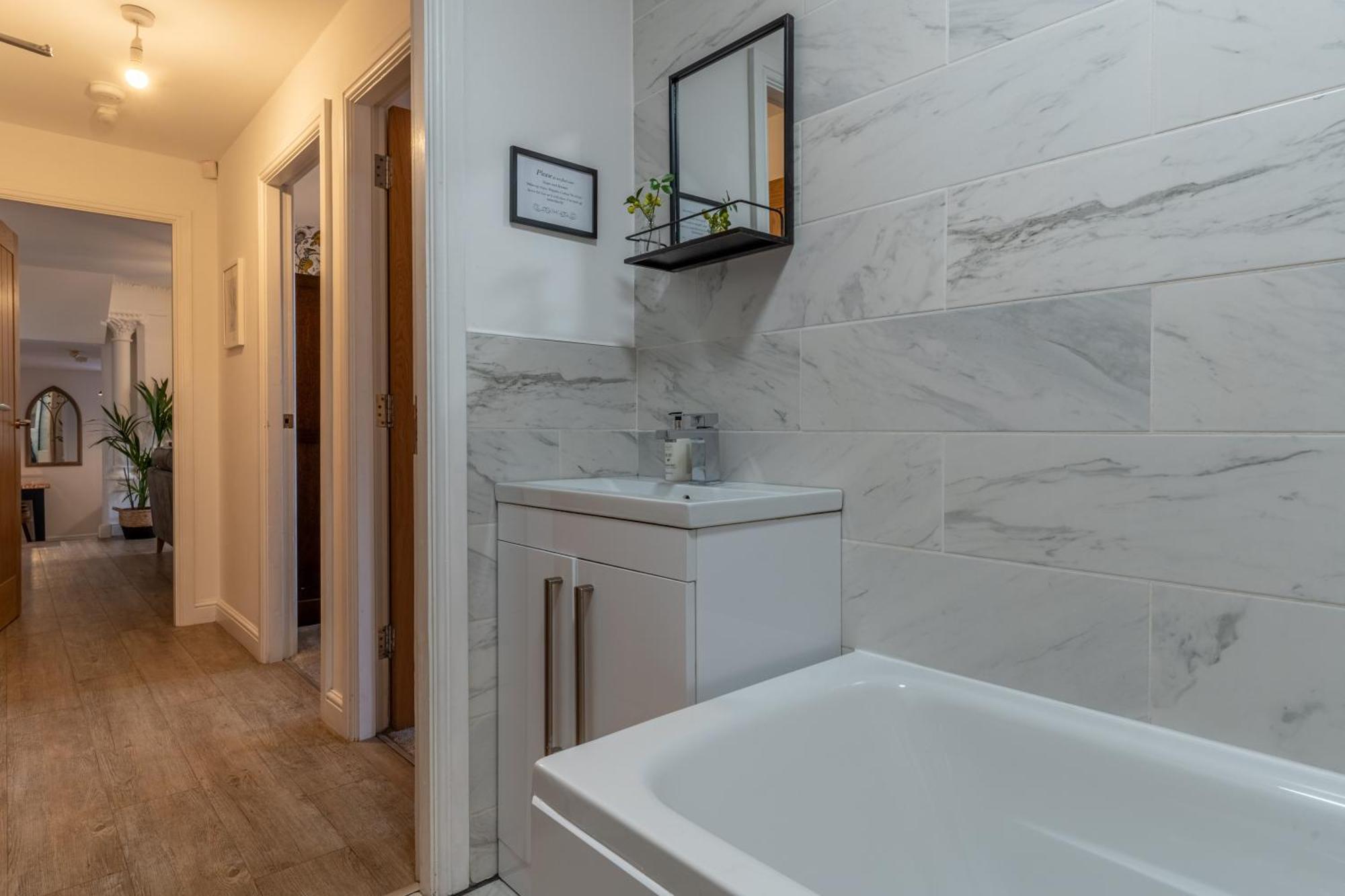 Luxury Chapel Apartment Within City Walls Честер Екстер'єр фото