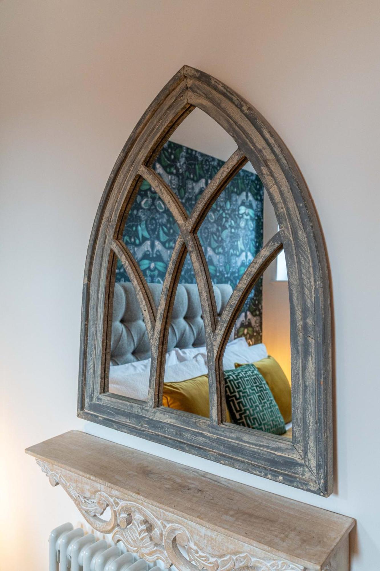 Luxury Chapel Apartment Within City Walls Честер Екстер'єр фото